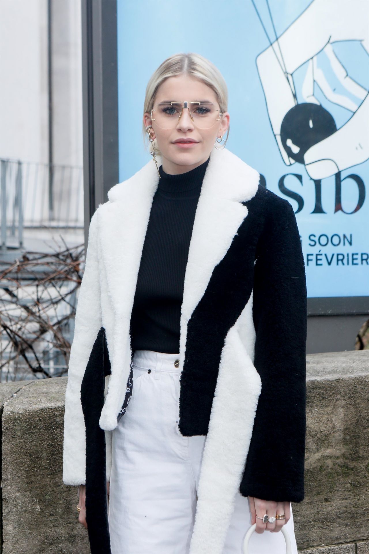 Caroline Daur - Jacquemus Fall / Winter 2019-2020 Fashion in Paris ...