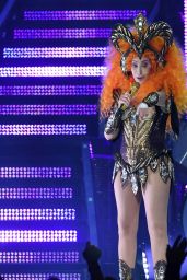 Cher - Perfroms in Concert in Florida 01/19/2019