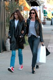 Cindy Crawford and Kaia Gerber - Shopping in LA 01/04/2019