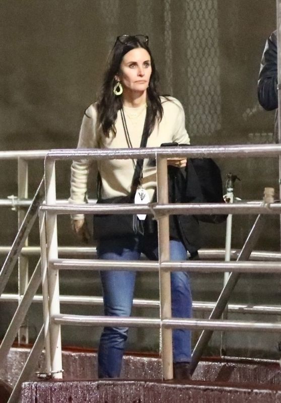 Courteney Cox - Arrives at Chris Cornell Tribute Concert in Inglewood ...