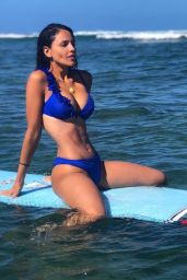 Eiza Gonzalez in Bikini 01/09/2019