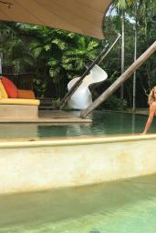 Elsa Pataky - Personal Pics 01/25/2019