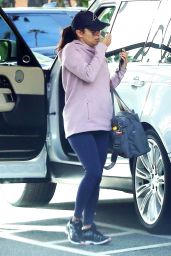 Eva Longoria in Tights - Out for Breakfast in Beverly Hills 1/13/2019