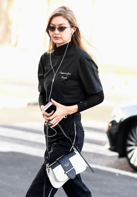 Gigi Hadid Street Fashion 01/13/2019