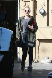 Gwen Stefani in Casual Outfit - Out in Los Angeles 01/10/2019