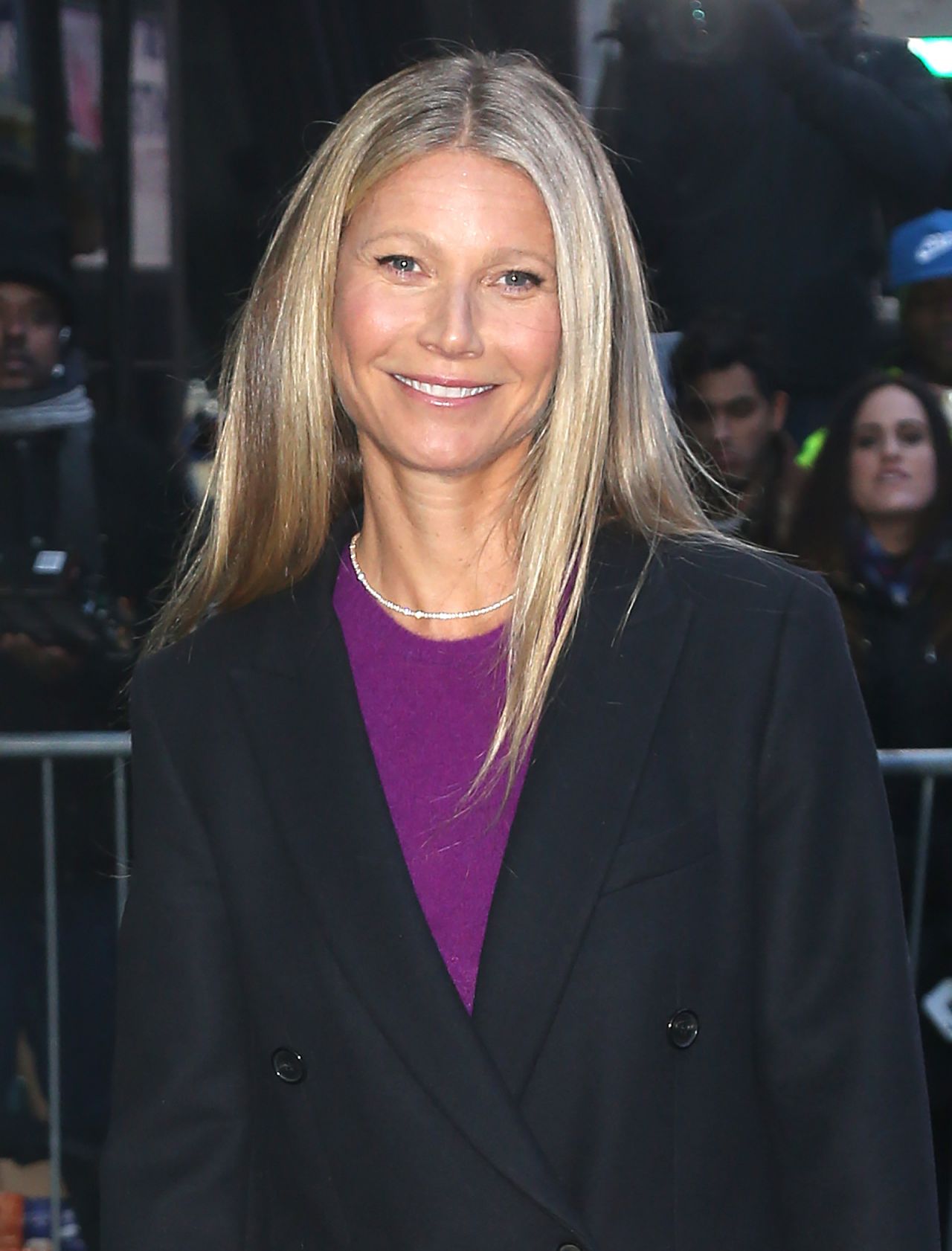 Gwyneth Paltrow - GMA in NY 01/09/2019 • CelebMafia