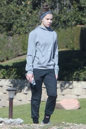 Hailee Steinfeld in Casual Outfit 01/02/2019
