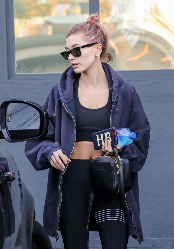 Hailey Rhode Bieber - Arrives to the Gym in LA 01/19/2019
