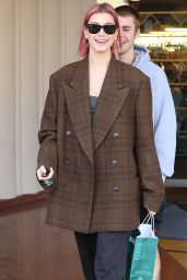 Hailey Rhode Bieber Shows Off Her New Hair Color 01/11/2019