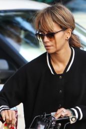 Halle Berry - Shopping in Beverly Hills 01/03/2019