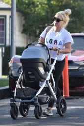 Hilary Duff - Runs Errands in Studio City 01/09/2019
