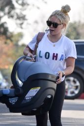 Hillary Duff in Tights 01/09/2019