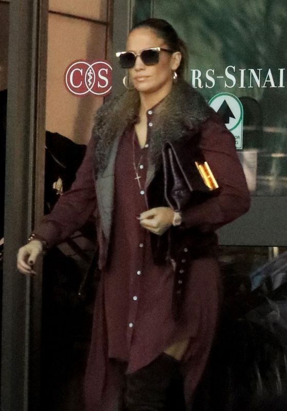 Jennifer Lopez - Out in Beverly Hills 01/10/2019