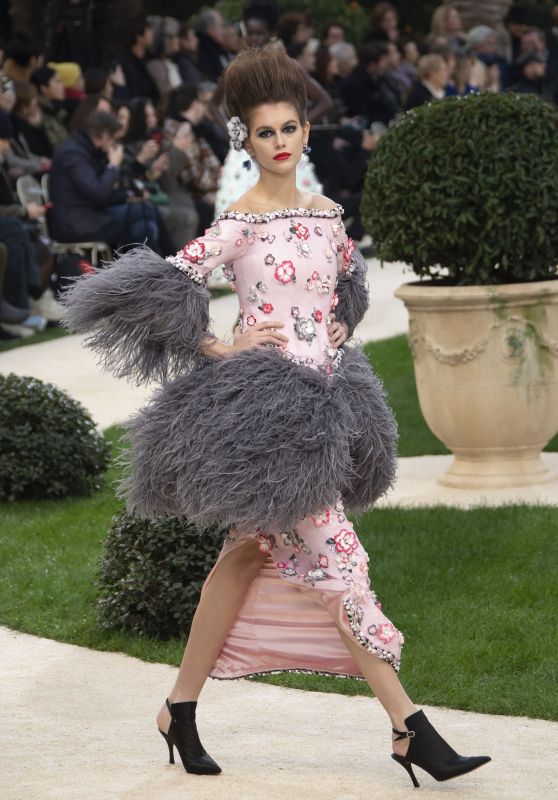 Kaia Gerber Walks Chanel Haute-Couture S/S 2019 Fashion Show in Paris