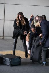 Kate Beckinsale - Charles de Gaulle CDG Airport in Paris 01/21/2019