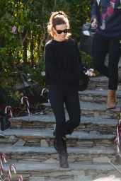 Kate Beckinsale in All Black - Out in LA 01/02/2019