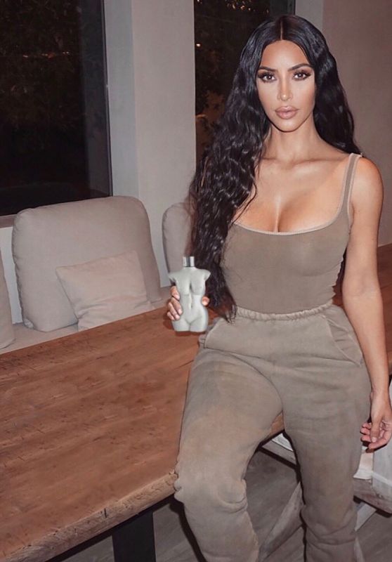 Kim Kardashian - Personal Pic 01/20/2019