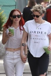 Kristen Stewart and Sara Dinkin - Heads to a Juice Shop in Loz Feliz 01/08/2019