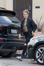 Kristen Stewart Booty in Tight Jeans 01/11/2019