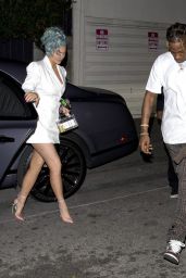Kylie Jenner - Heads to Craig