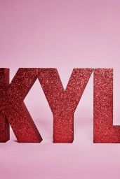 Kylie Jenner - Valentine