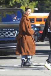 Madison Beer - Shopping in Hollywood 01/04/2019