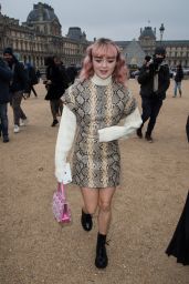 Maisie Williams - Kenzo Fashion show in Paris 01/20/2019
