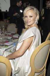 Pamela Anderson - "Diner De La Mode" at Paris Fashion Week 01/24/2019