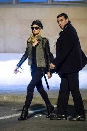 Paris Hilton - Shopping in Bologna 01/15/2019