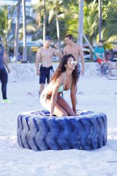 Rebecca Scott in Bikini - Workout on Miami Beach 01/08/2019