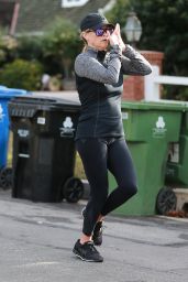 Reese Witherspoon - Early Morning Jog in Brentwood 01/08/2019