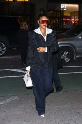 Rihanna - Out in New York 01/13/2019