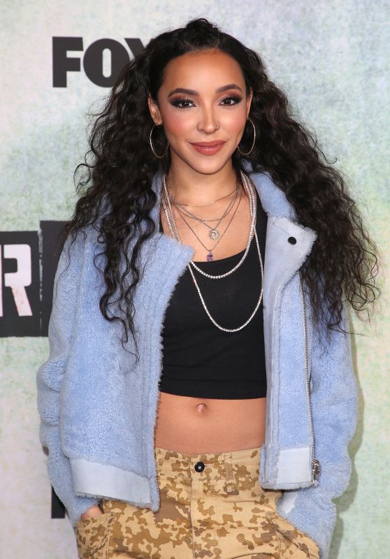 Tinashe – “Rent: Live” TV Show Photocall in LA