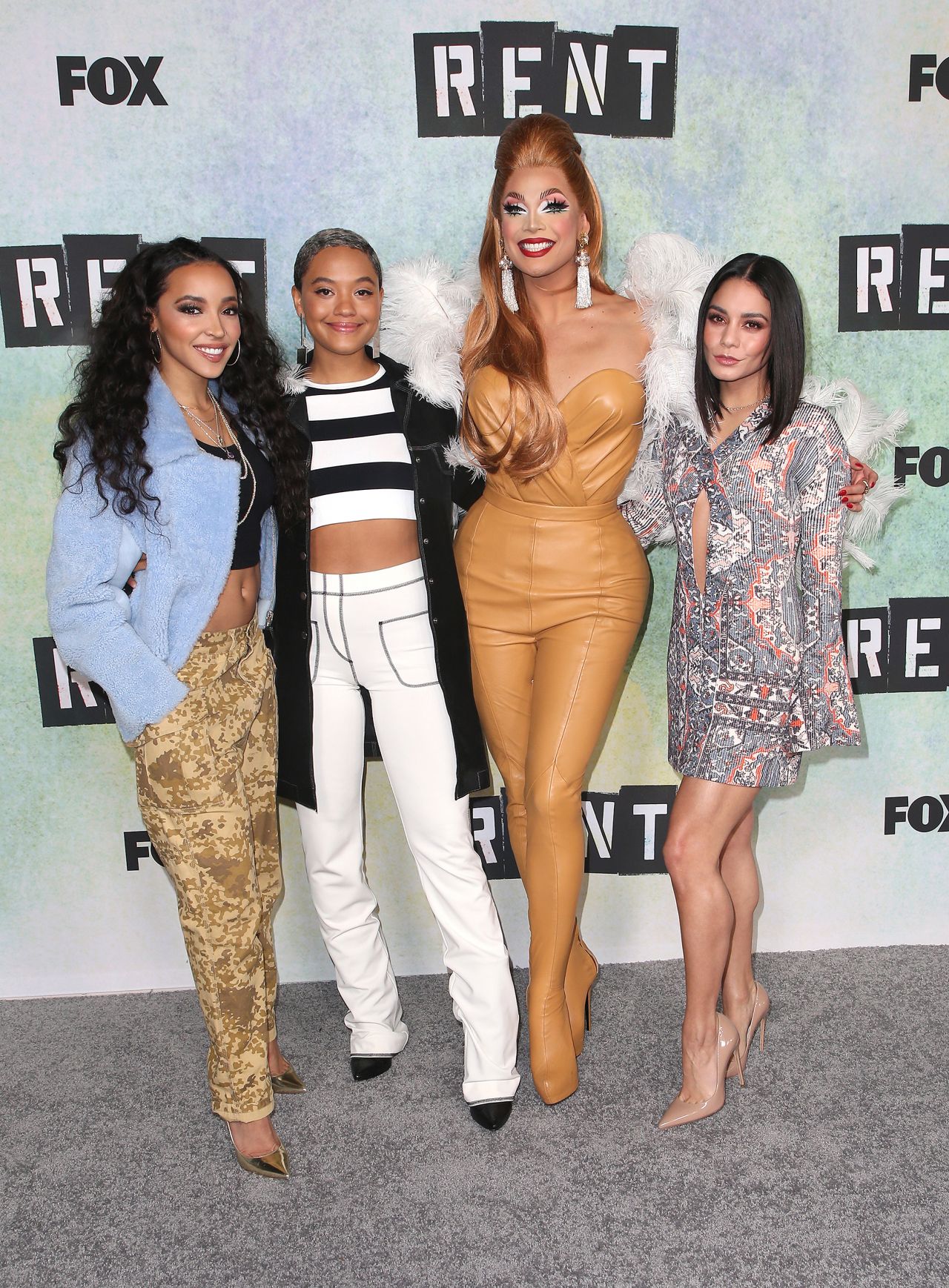 Tinashe – “Rent: Live” TV Show Photocall in LA • CelebMafia