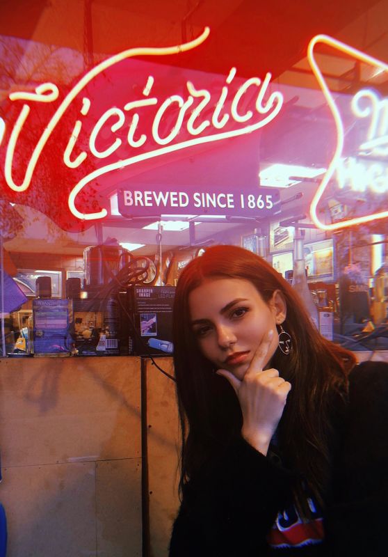 Victoria Justice - Personal Pics 01/21/2019