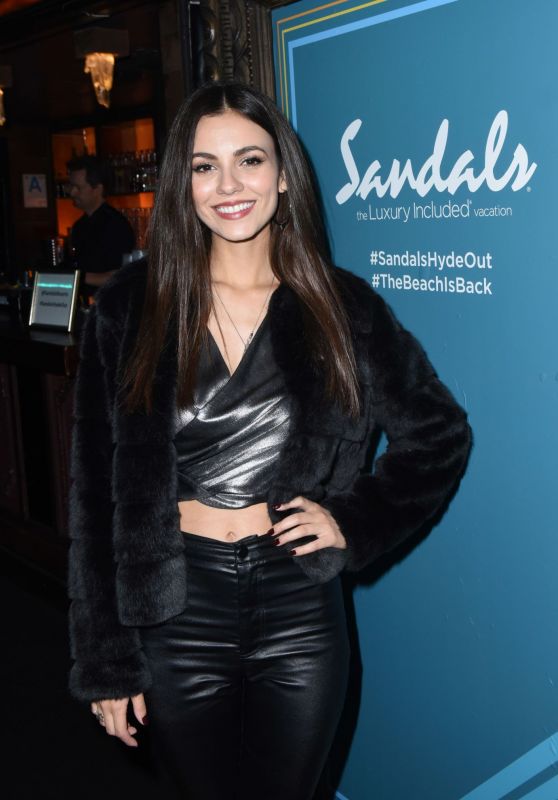victoria-justice-private-event-at-the-elton-john-farewell-concert-in-la-01-30-2019-5_thumbnail.jpg