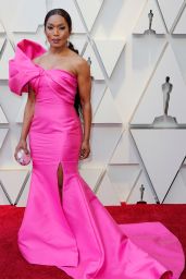 Angela Bassett – Oscars 2019 Red Carpet