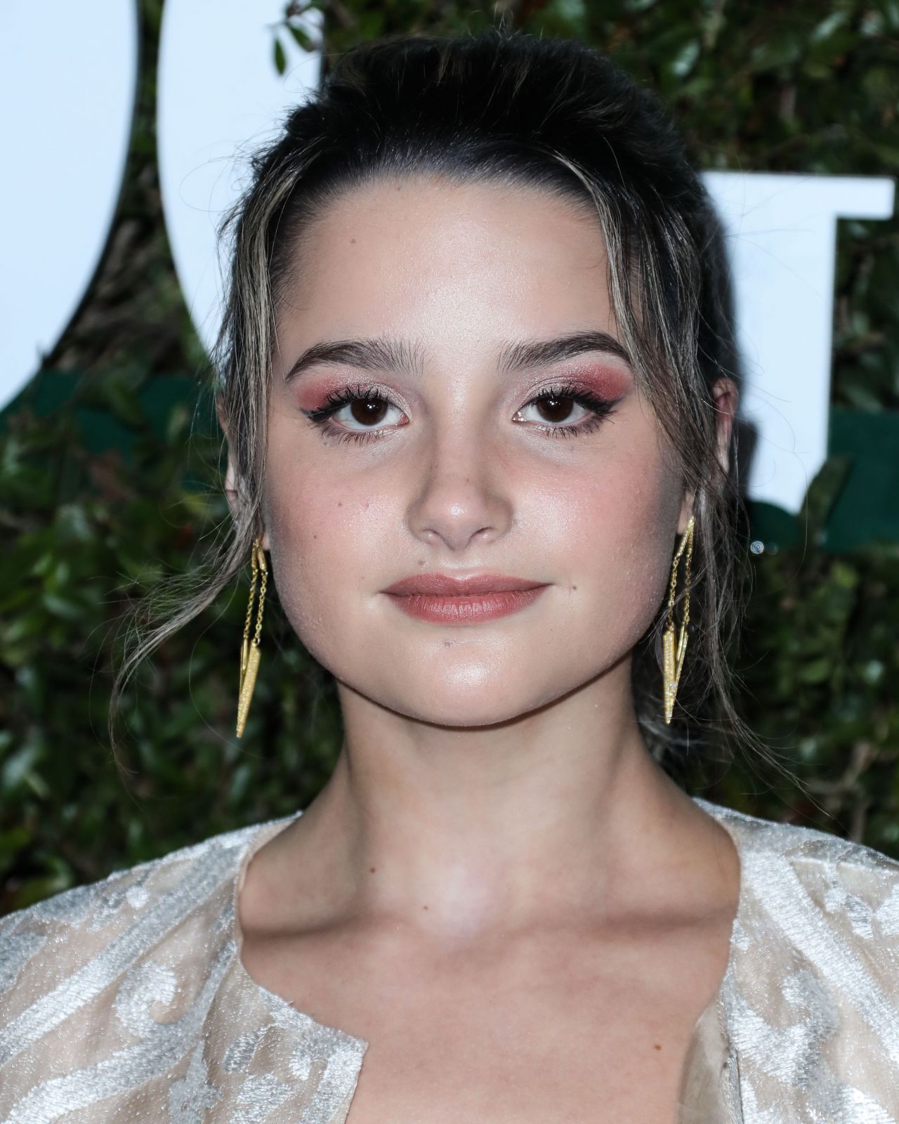 Annie Leblanc – Teen Vogue’s 2019 Young Hollywood Party • CelebMafia