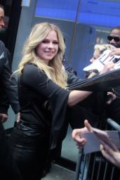 Avril Lavigne - Outside GMA in NYC 02/15/2019
