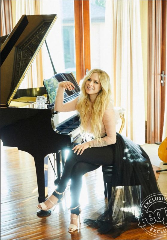 Avril Lavigne - People Magazine February 2019