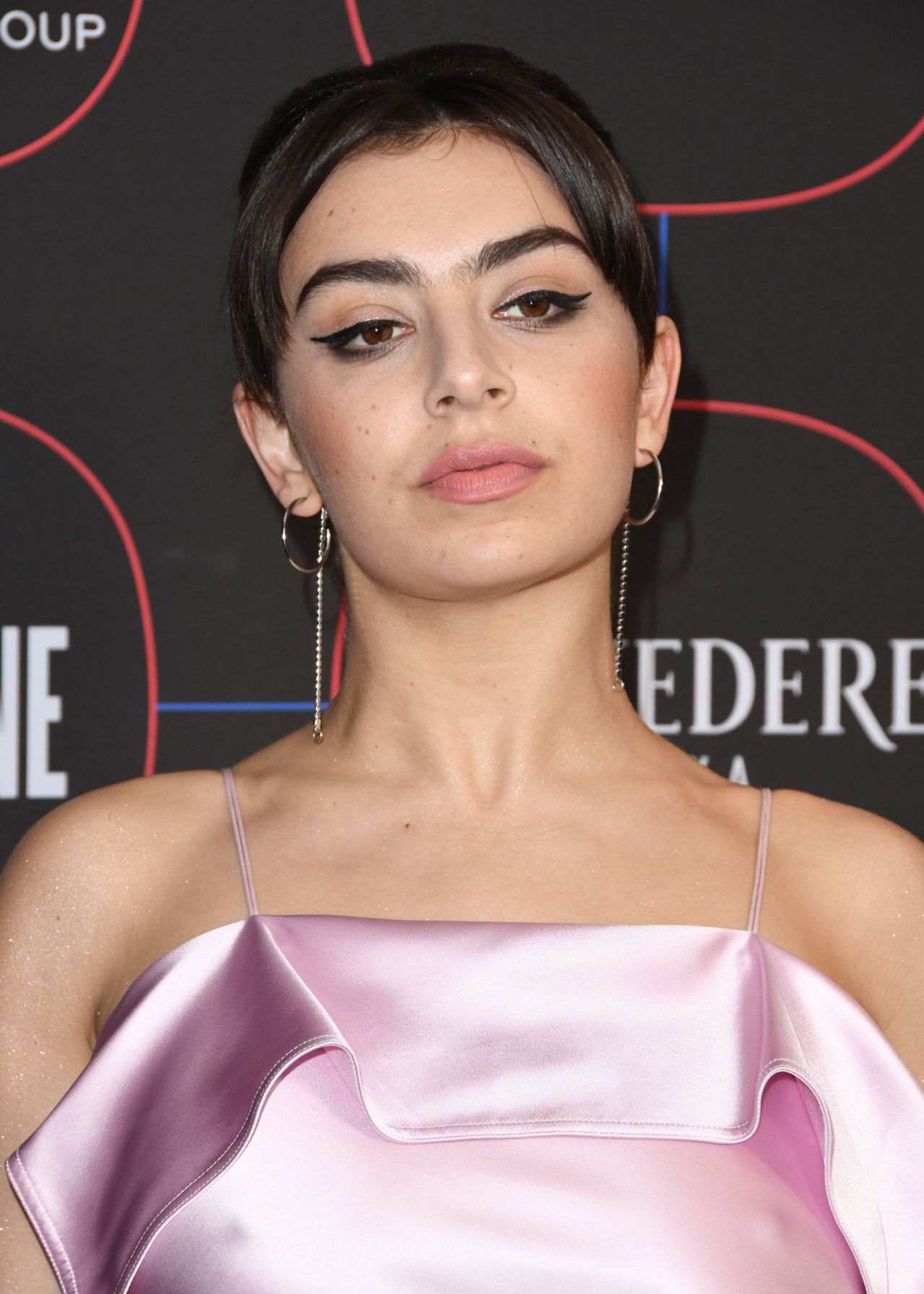 Charli XCX – Warner Music Pre-Grammy Party 2019 • CelebMafia