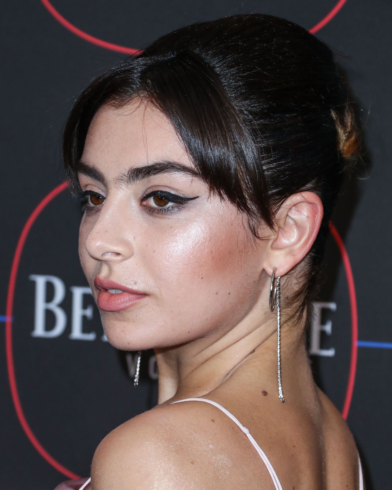 Charli XCX – Warner Music Pre-Grammy Party 2019 • CelebMafia