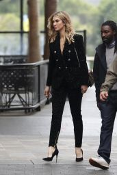 Delta Goodrem Style - Arriving on Extra! in LA 01/31/2019