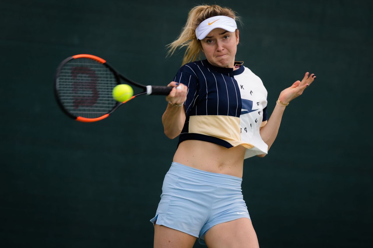 Elina Svitolina - Practises in Dubai 02/18/2019 • CelebMafia