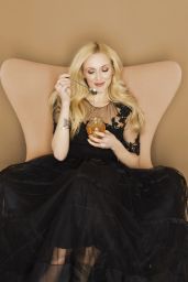 Fearne Cotton - Dulux Color of the Year 2019