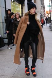 Hailey Rhode Bieber Street Fashion - NYC 02/10/2019