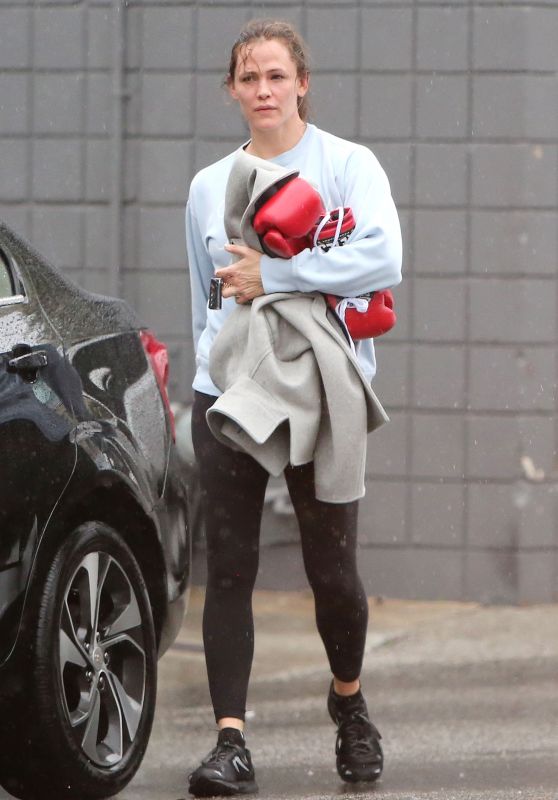 Jennifer Garner - Leaving a Boxing Class in LA 02/14/2019
