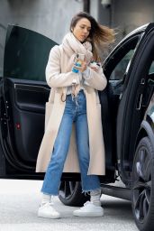 Jessica Alba - Shopping in Los Angeles 02/01/2019