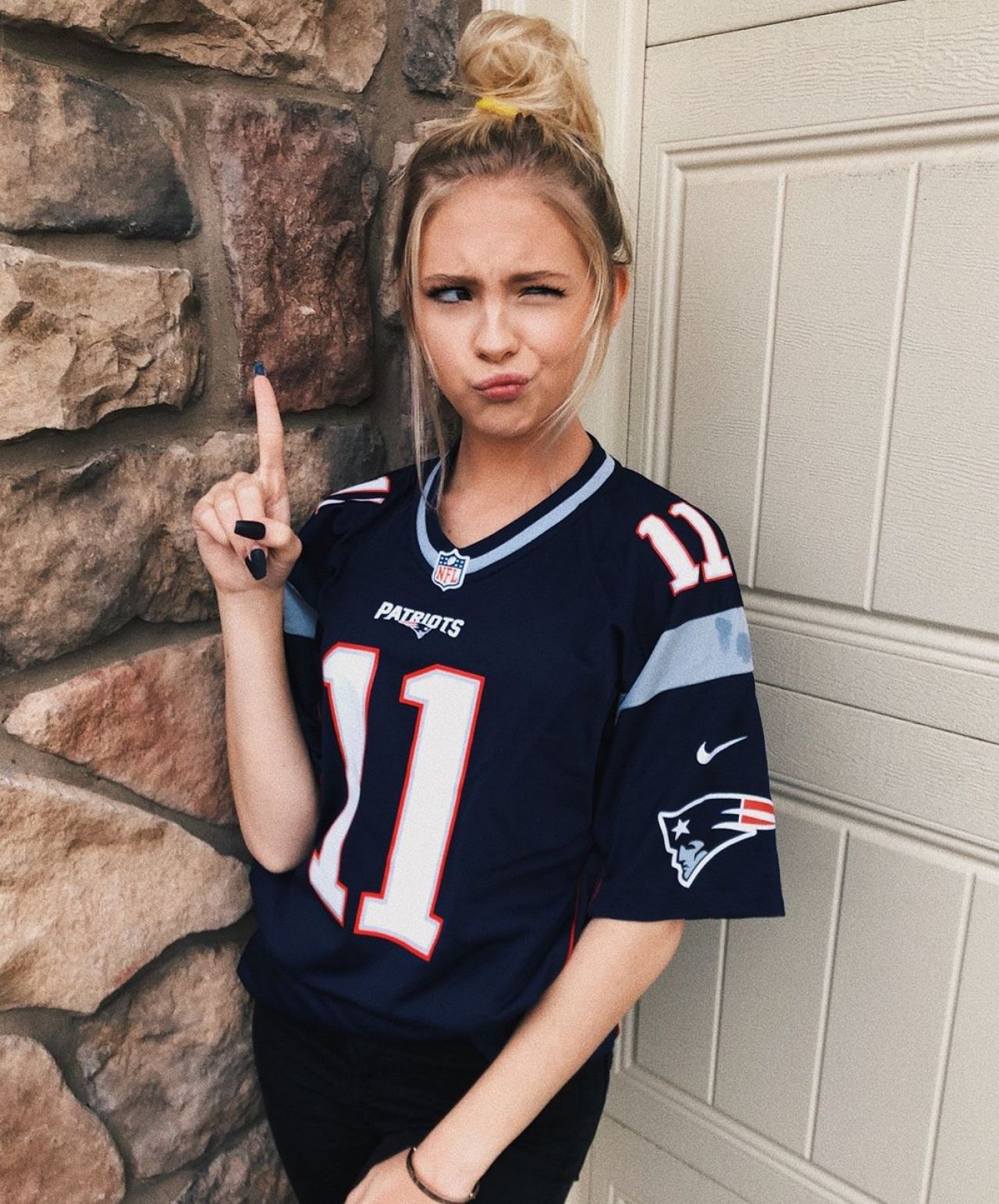 Jordyn Jones - Personal Photos 02/04/2019 • CelebMafia