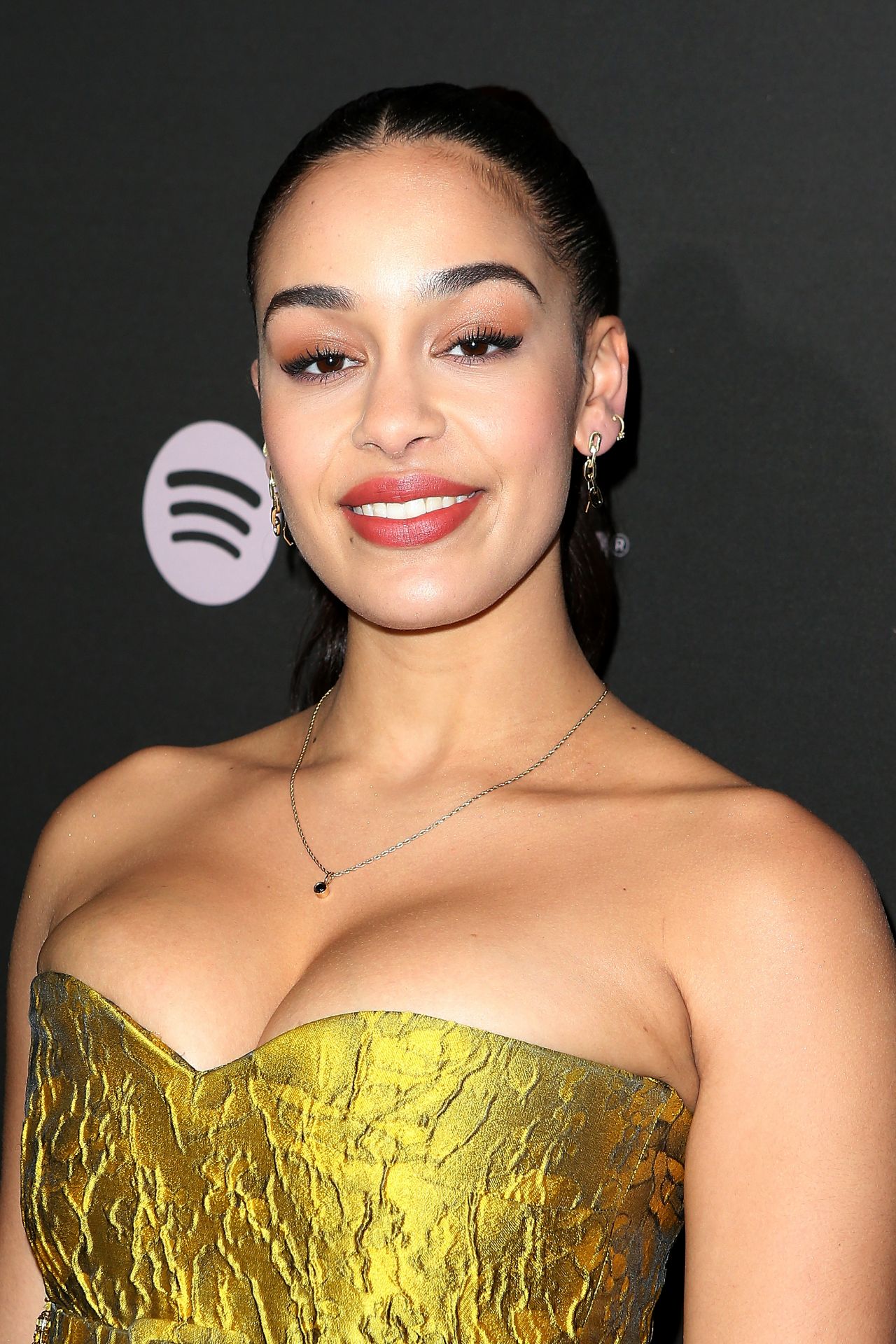 jorja-smith-best-new-artist-2019-event-in-la-2.jpg